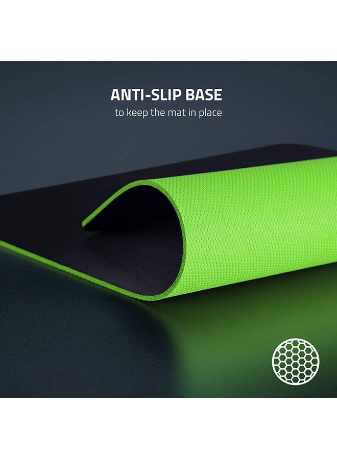 Gigantus V2 Cloth Gaming Mouse Pad (Medium): Thick, High-Density Foam - Non-Slip Base - Classic Black