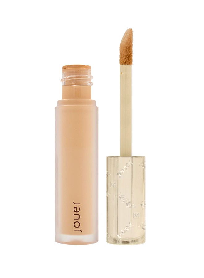Essential High Coverage Liquid Concealer Butterscotch
