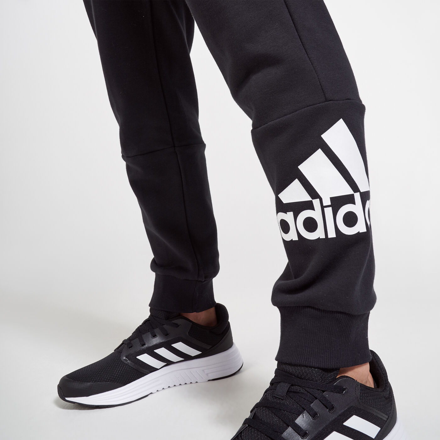 Men's Badge of Sport Sweatpants