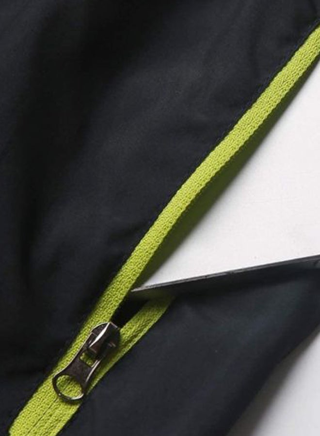 Solid Shorts Black/Green