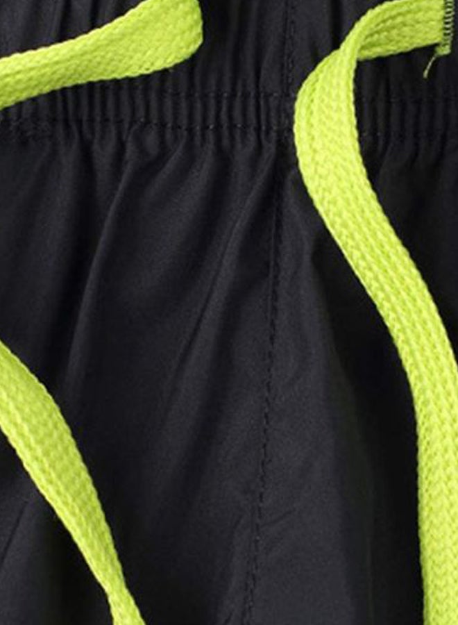 Solid Shorts Black/Green