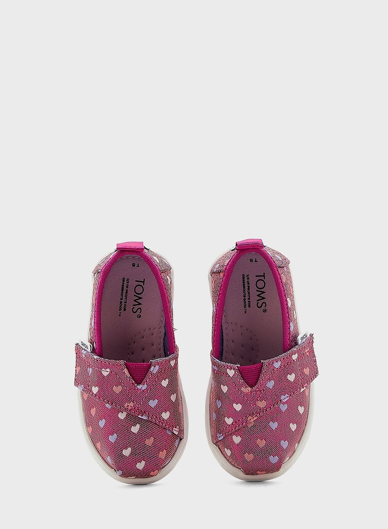 Kids Glimmer Hearts Slip Ons