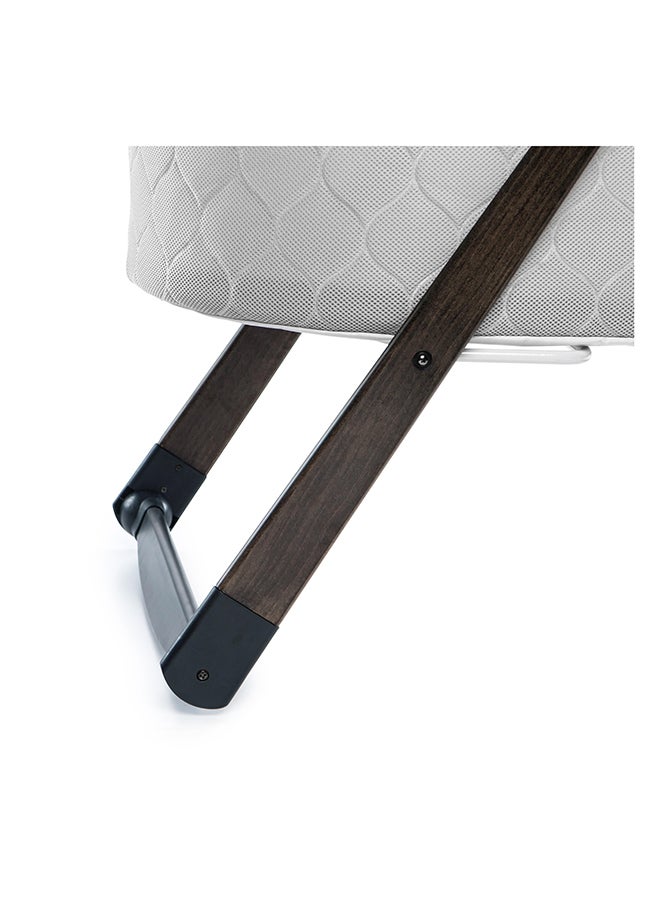 Foldaway Rocking Wood Bassinet - Carrington