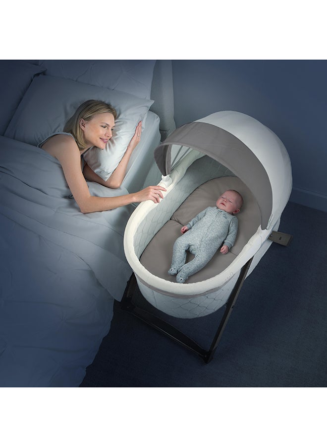 Foldaway Rocking Wood Bassinet - Carrington