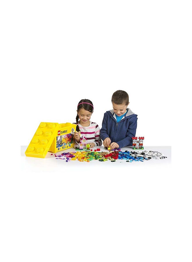 Classic Large Creative Brick Box Building Toy Set 10698 (Age 4-99, 790 Pieces)