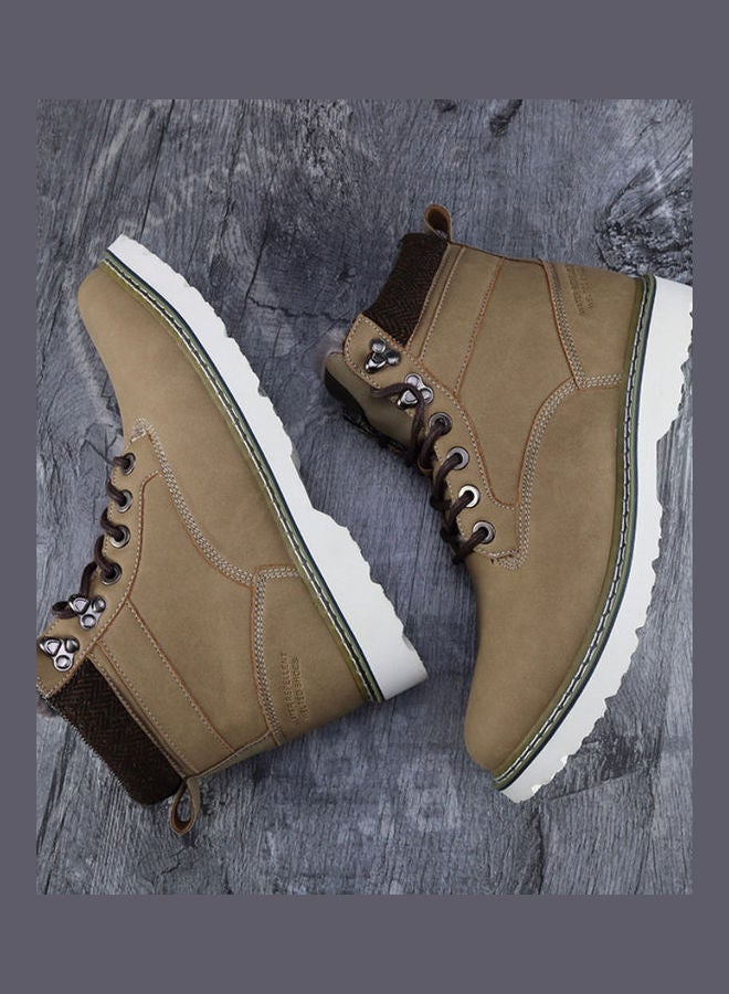 Mountaineering Lace-Up Boots Brown