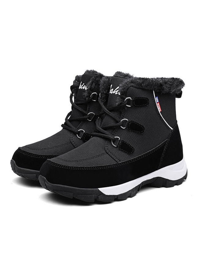 Medium Top Snow Boots Black