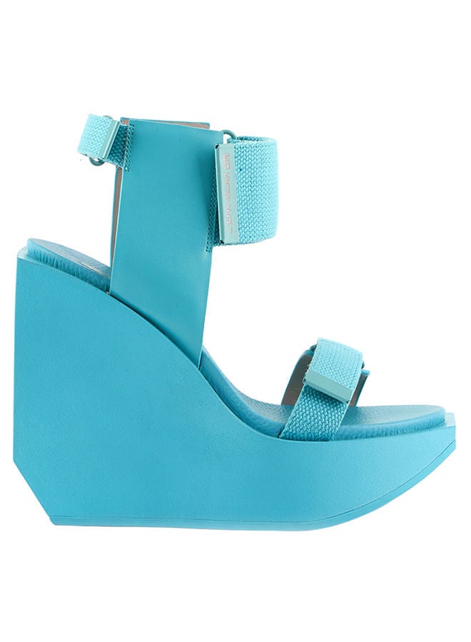 Lightweight Trend Setter Wedge Sandals