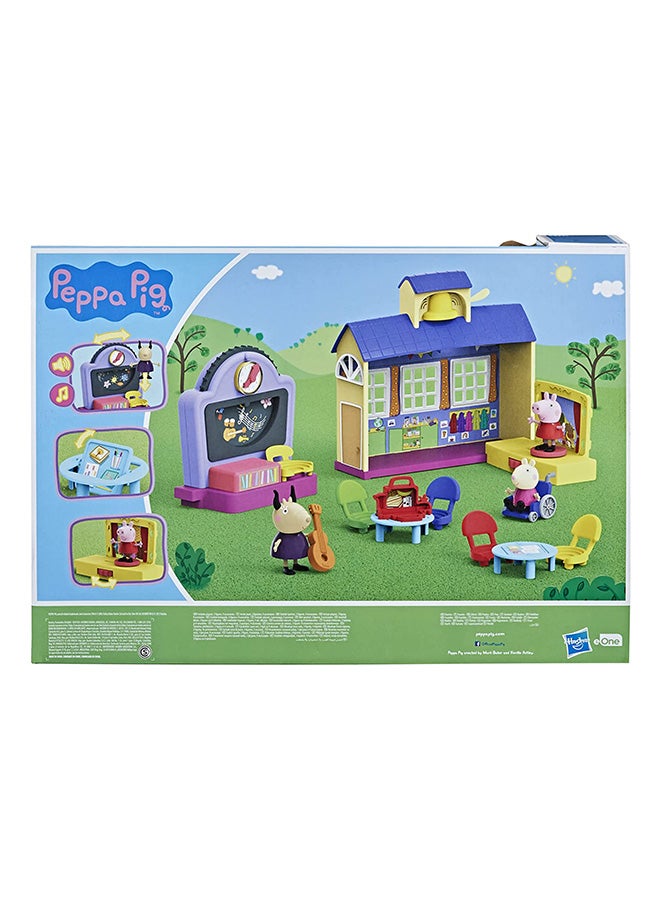 Peppa  Peppa’s Adventures Peppa’s Family House Playset, Includes Peppa  figure and 6 Fun Accessories, Preschool Toy for Ages 3 and Up