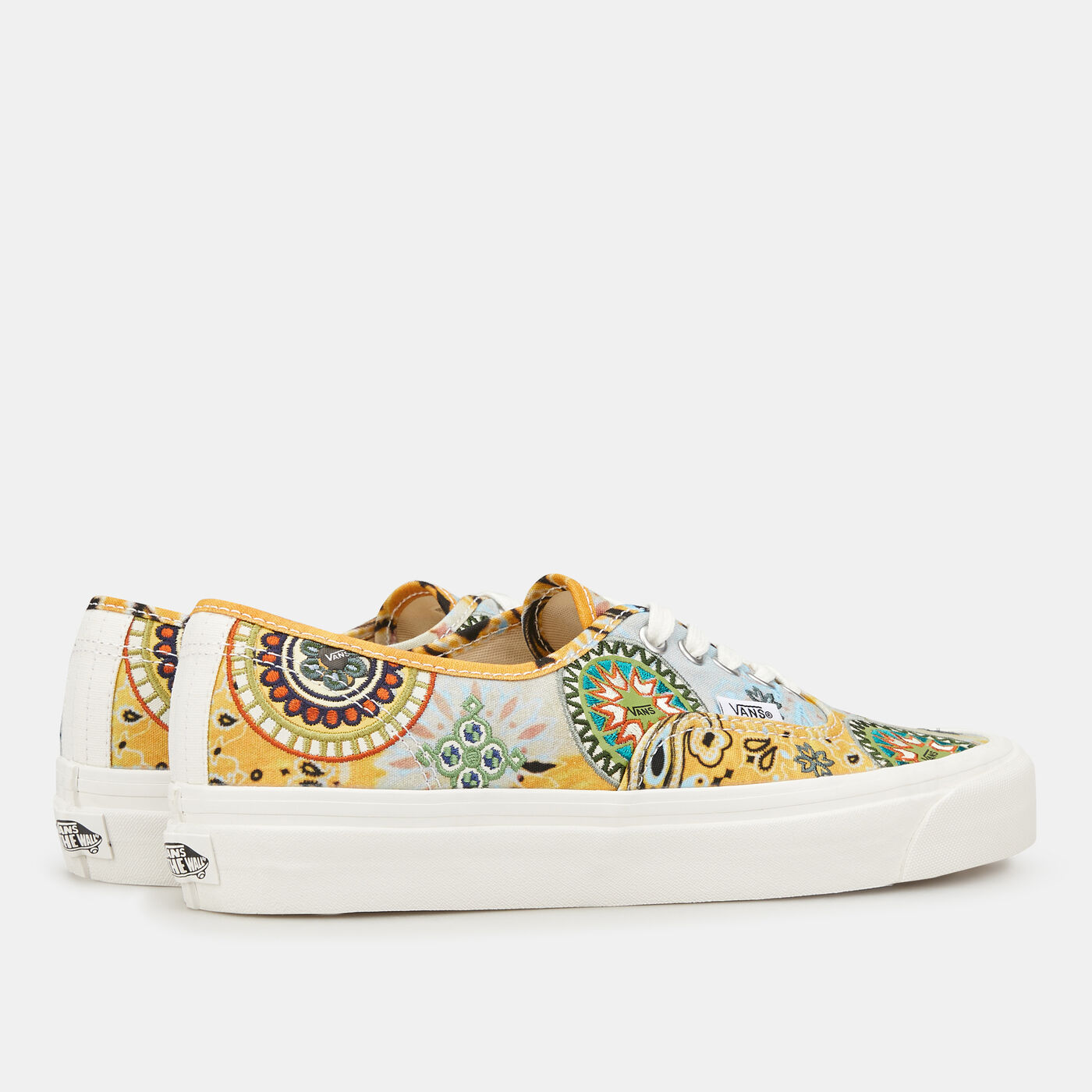 Authentic 44 DX Unisex Shoe