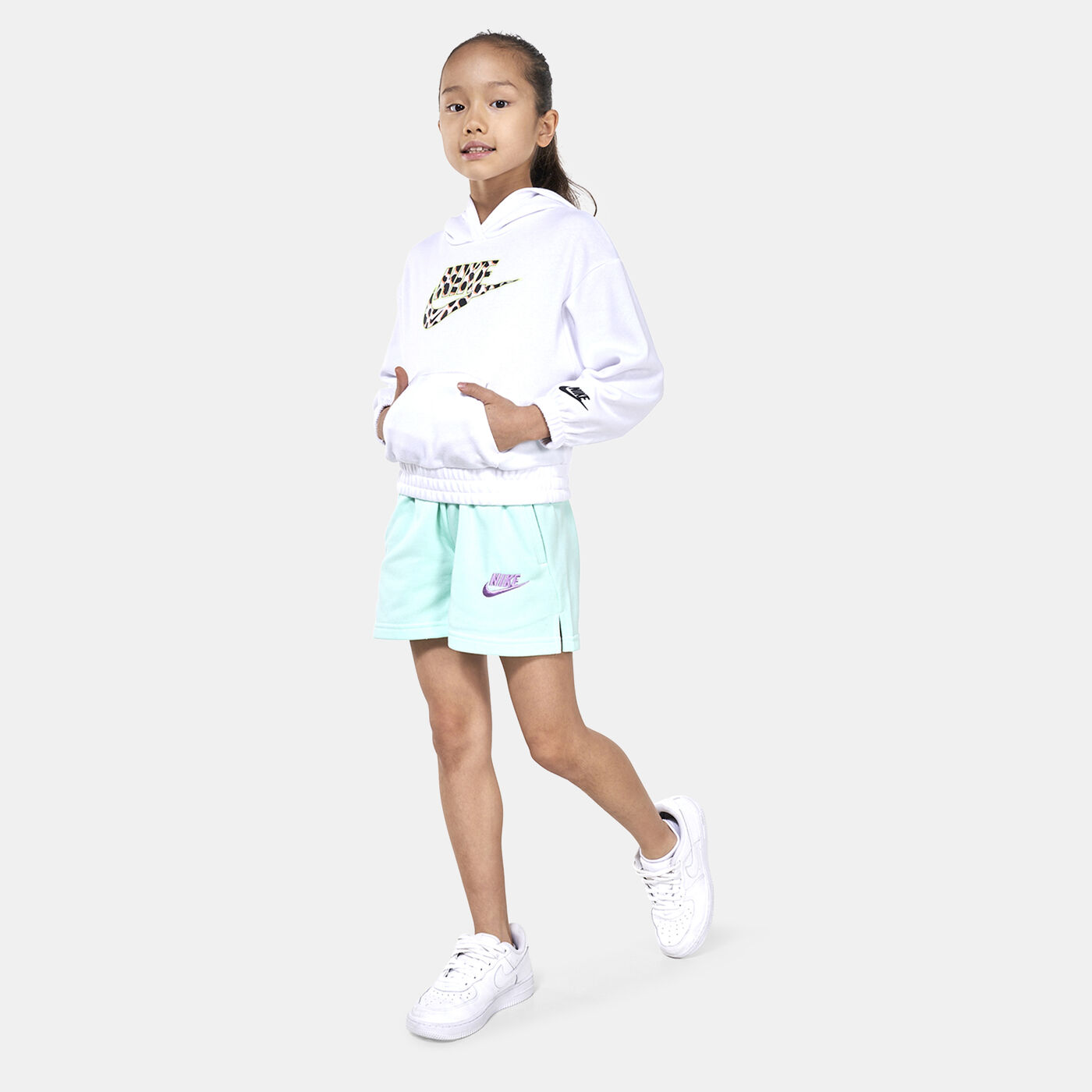 Kids' Sportswear Club Shorts (Older Kids)