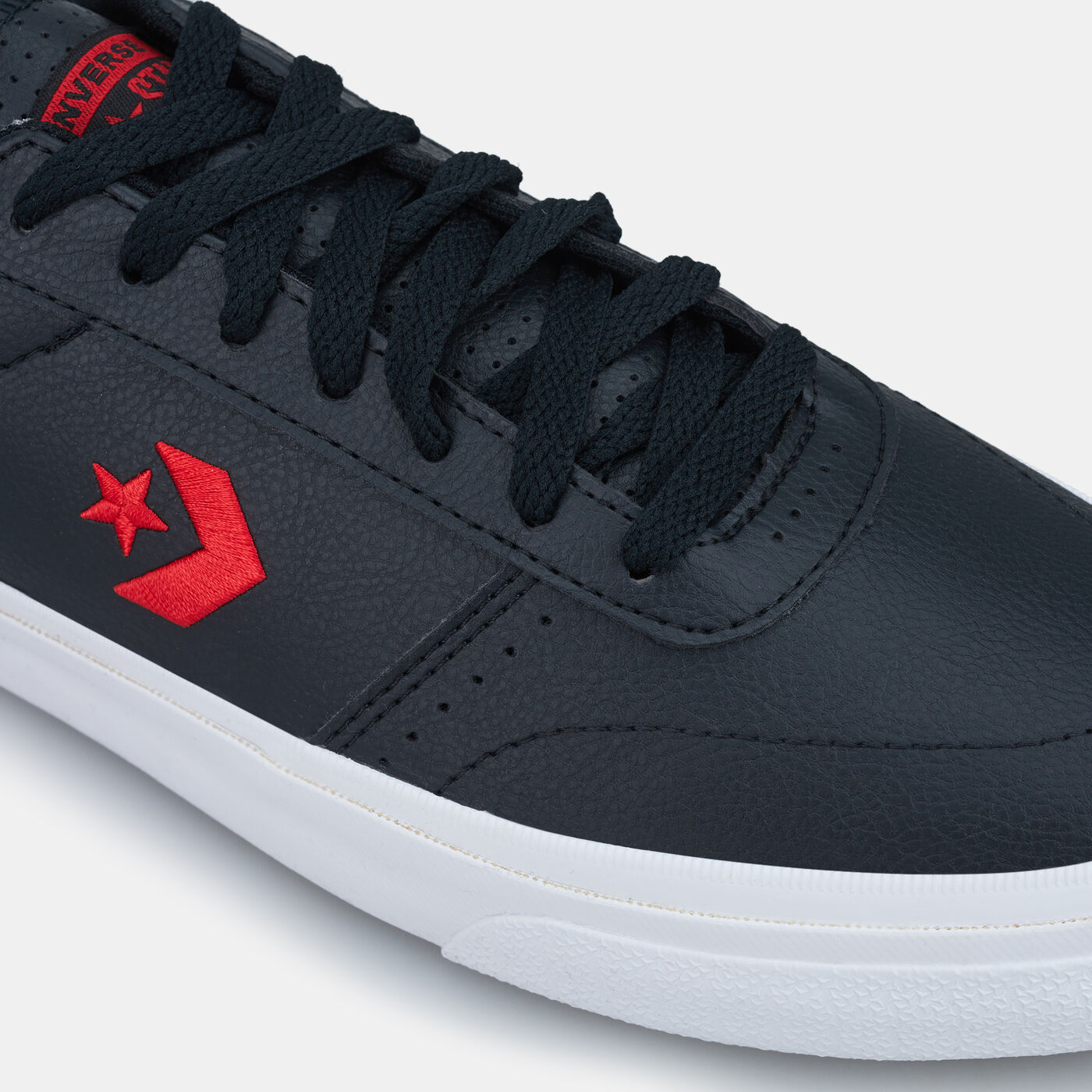 Star Chevron Boulevard Unisex Shoe