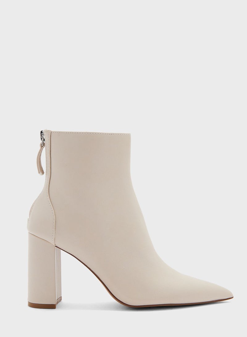 Giana Ankle Boots