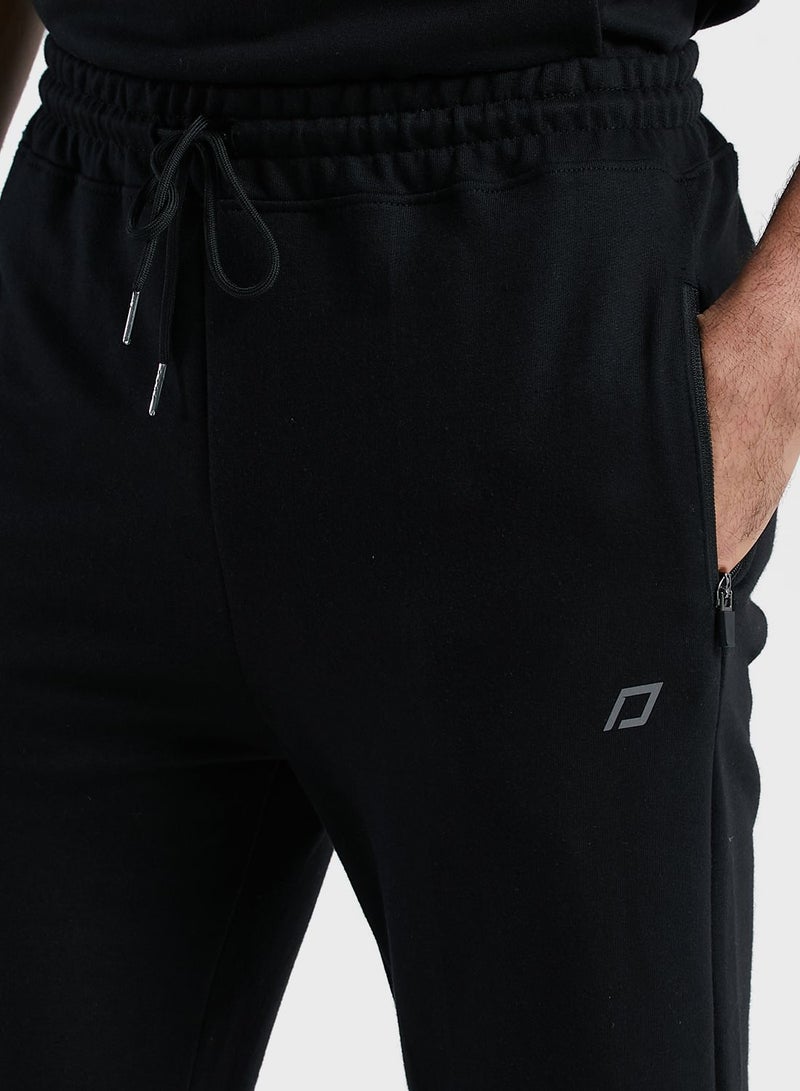 Athleisure Essential Joggers Black