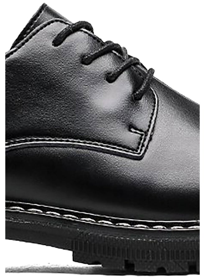 Round Toe Lace-Up Shoes Black