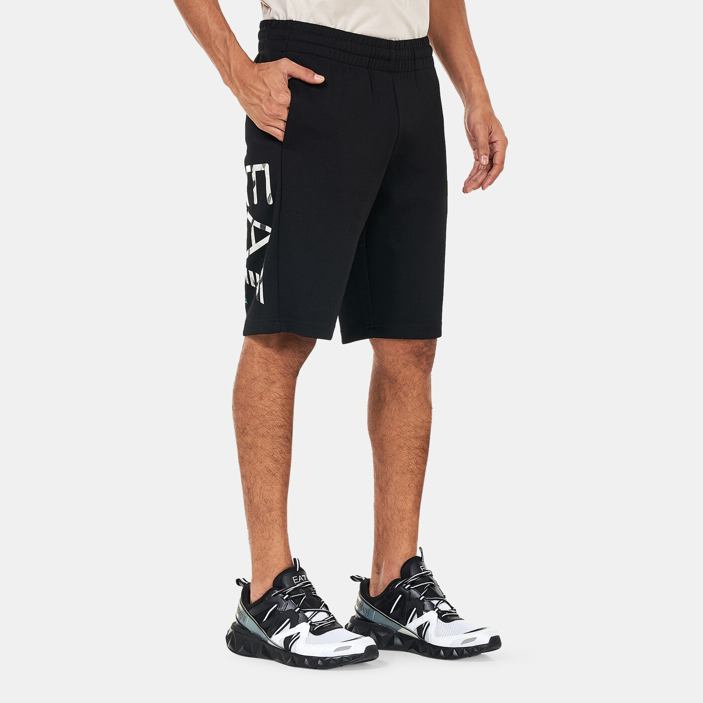 Men's Train Logo Series Shorts