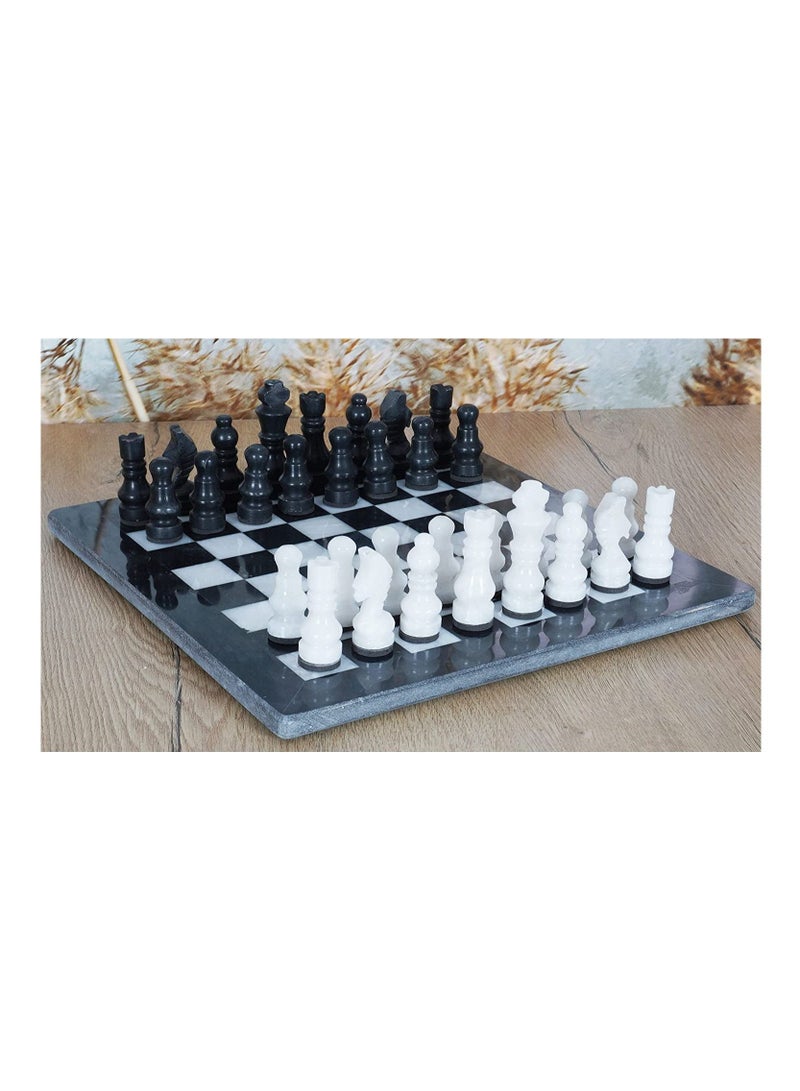RADICALn Handmade Black and White Marble Full Chess Game Set