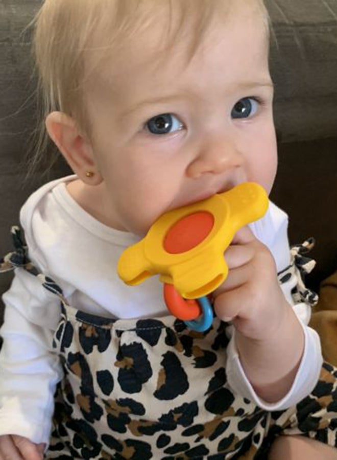 Soft, Naturally-shaped Designed, BPA-free Training Step 2 Teether, 7+ Months, Orange/Yellow - 4902508136679