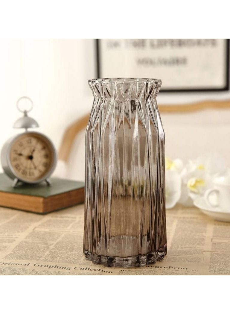 Flower Glass Vase Decorative Bud Vase Centrepiece For Home or Wedding by Royal Imports Cylinder Shape