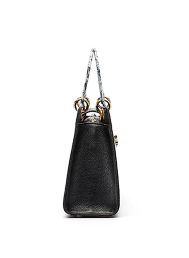 Loge Shoulder Bag Black
