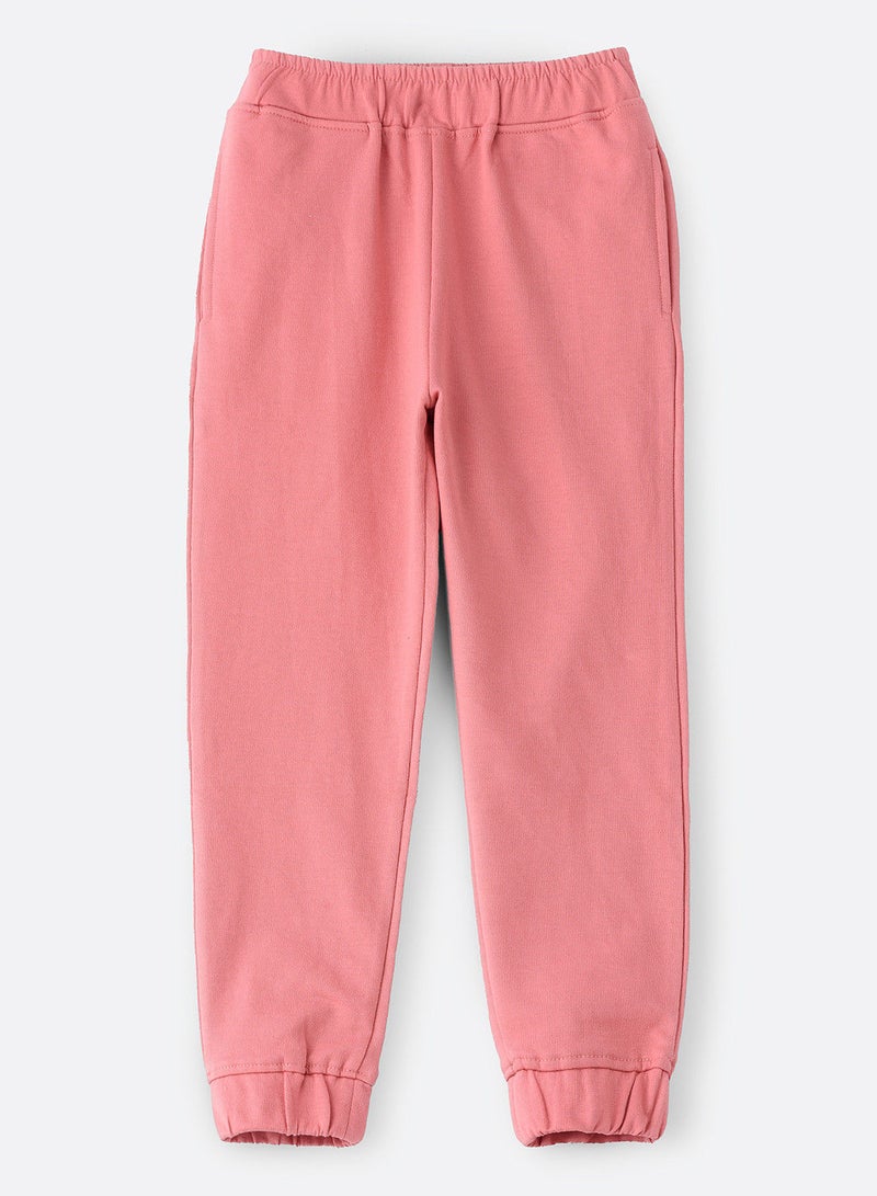 Solid jogger with elastic at bottom