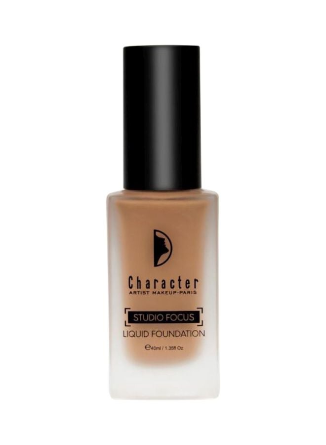 Studio Focus Liquid Foundation Peppercorn