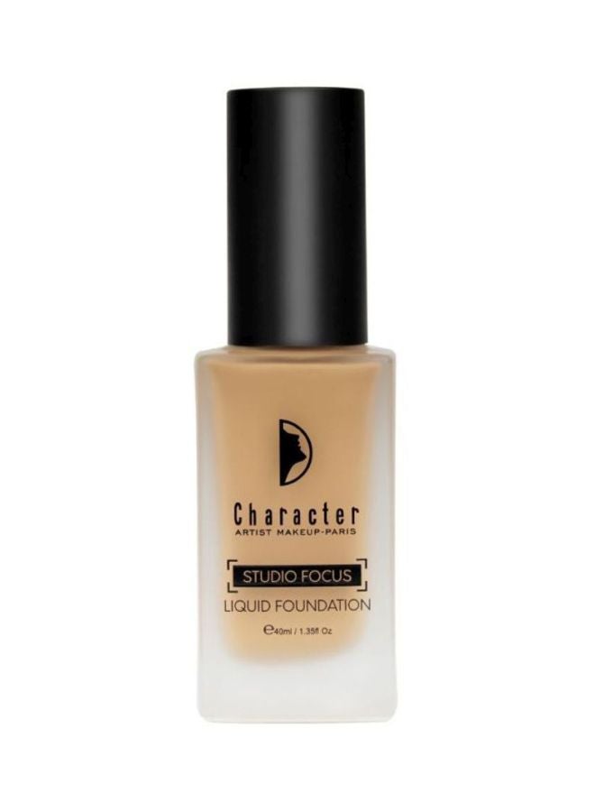 Studio Focus Liquid Foundation Fennel