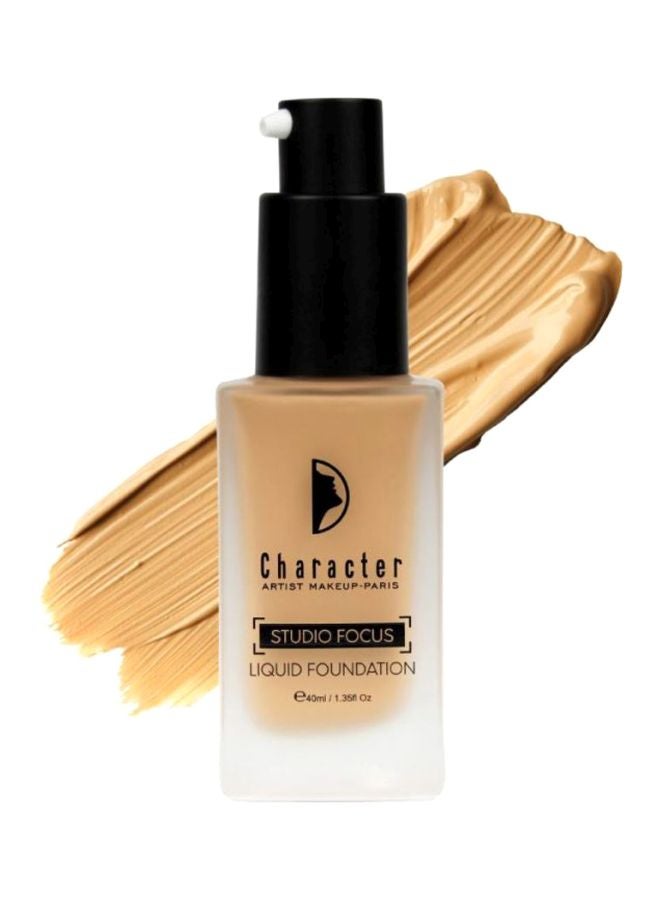 Studio Focus Liquid Foundation Fennel