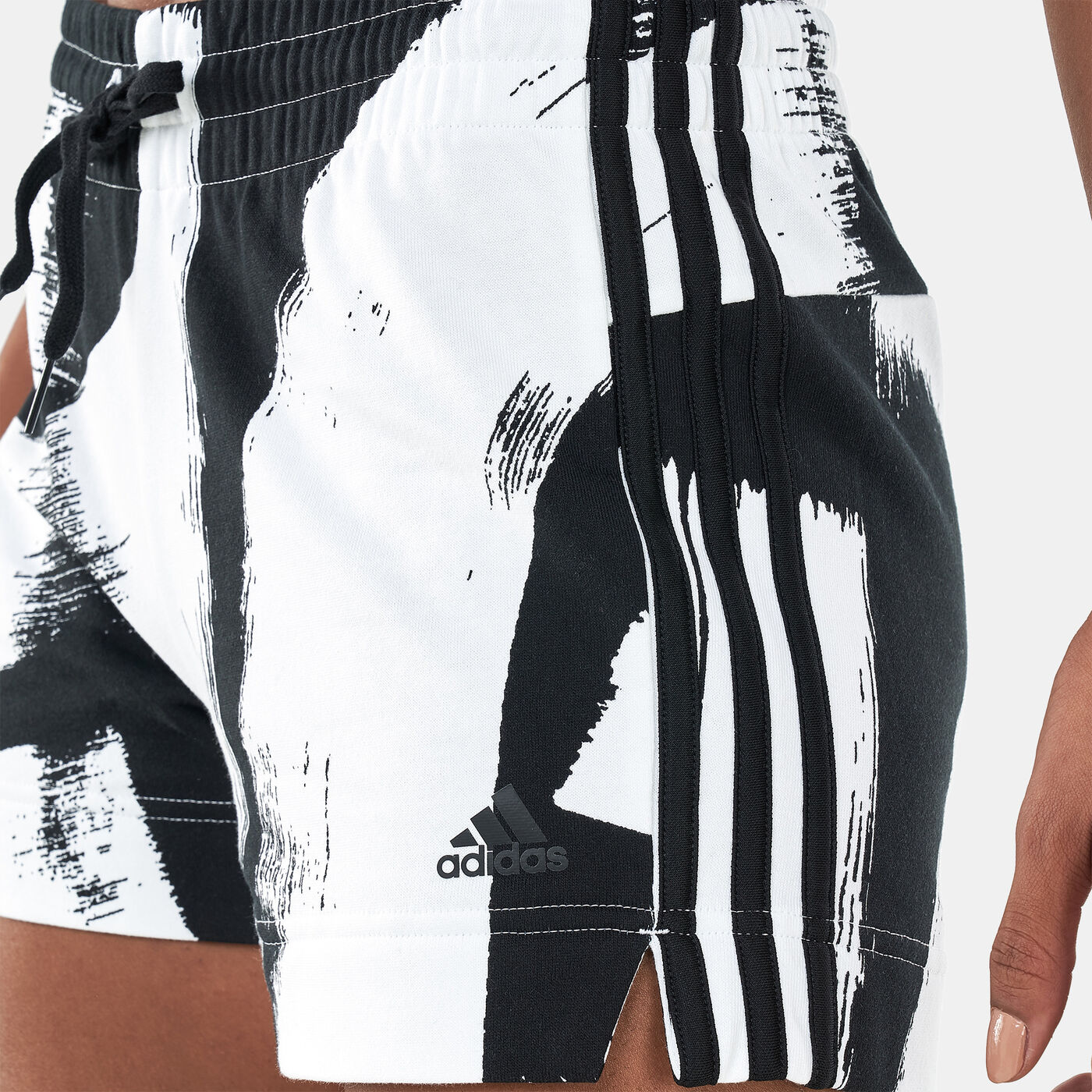 Women's Essential Printed 3-Stripes Shorts