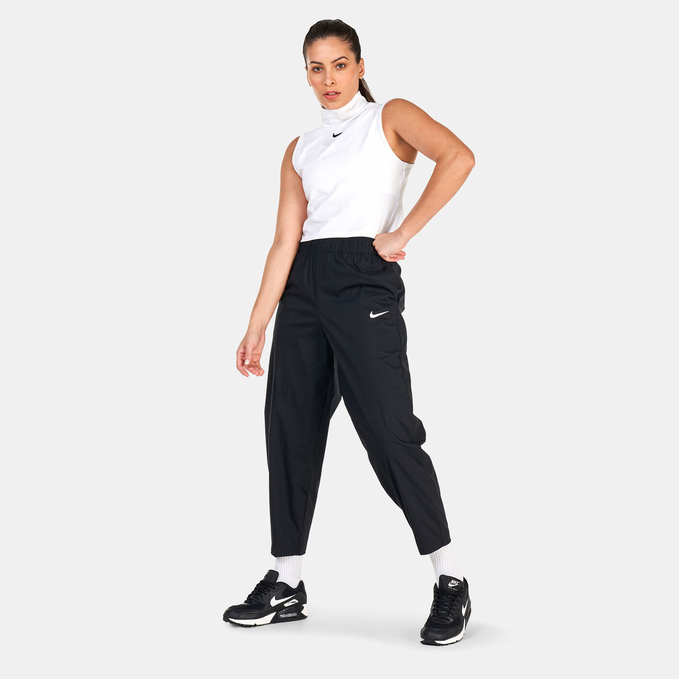 Women's Sportswear Essential High-Rise Curve Pants