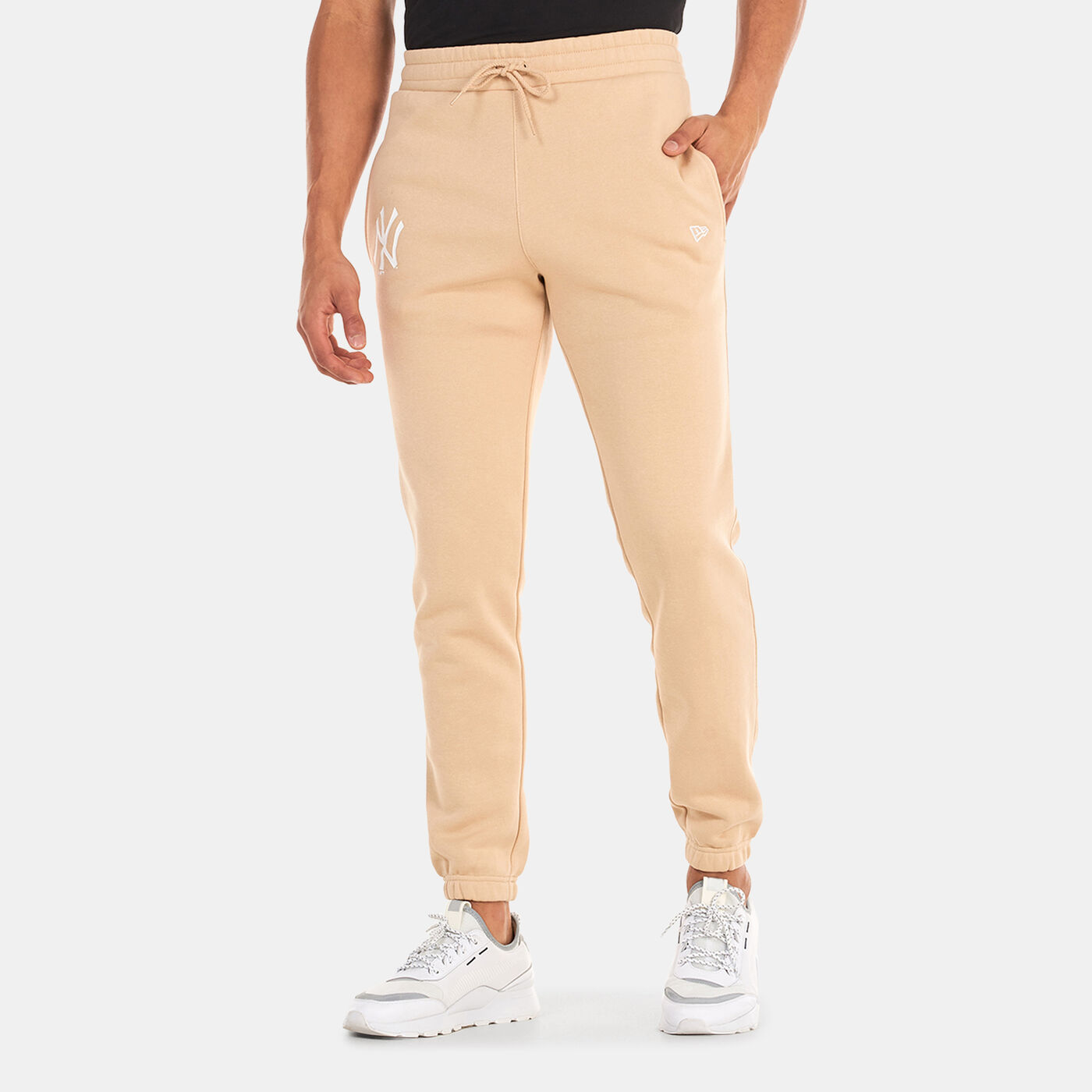 Men's New York Yankees League Essential Joggers