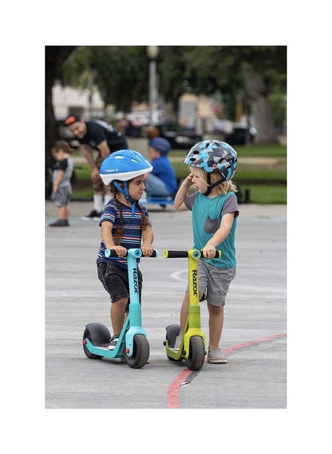 Razor Wild Ones Junior Kick Scooter For Ages 30 Months +, Character Inspired Grip Tape, Supports Riders Up To 20KG (44Lbs)