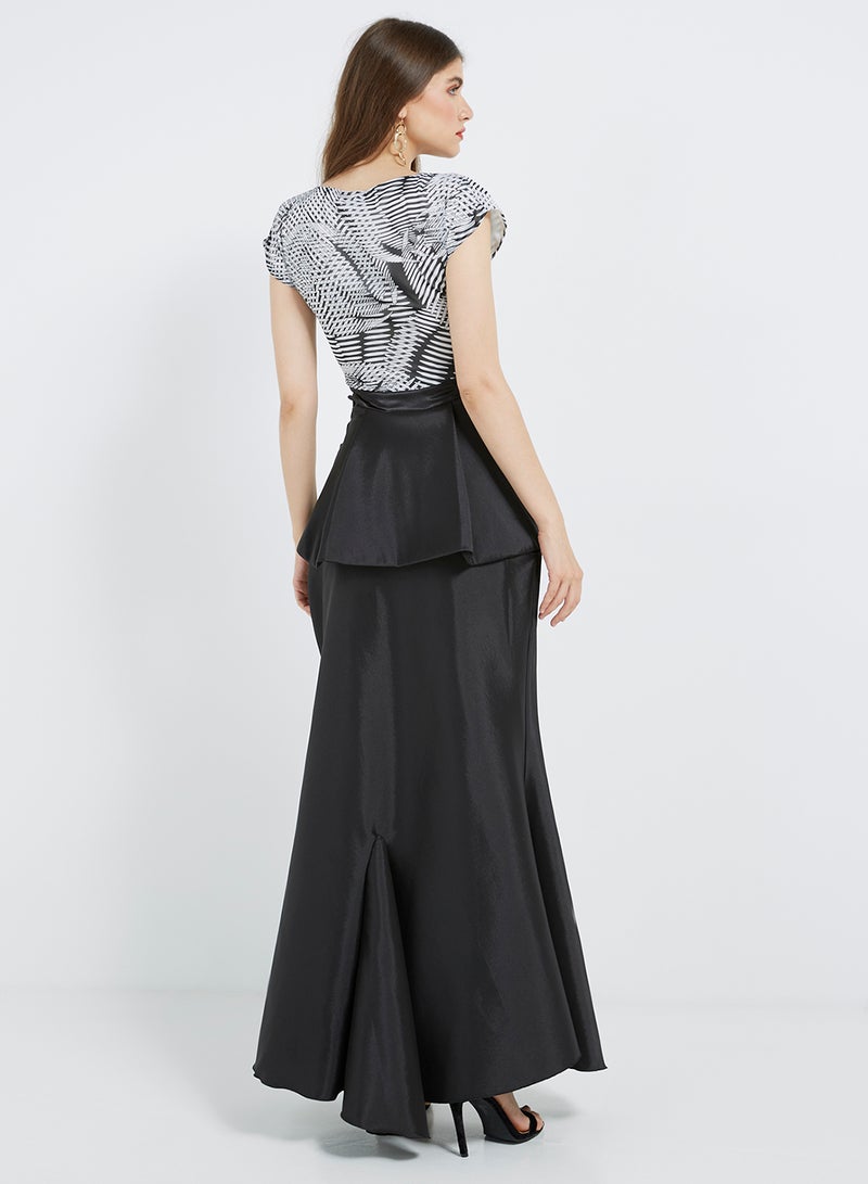 Waist Embellished Maxi Dress Black /White