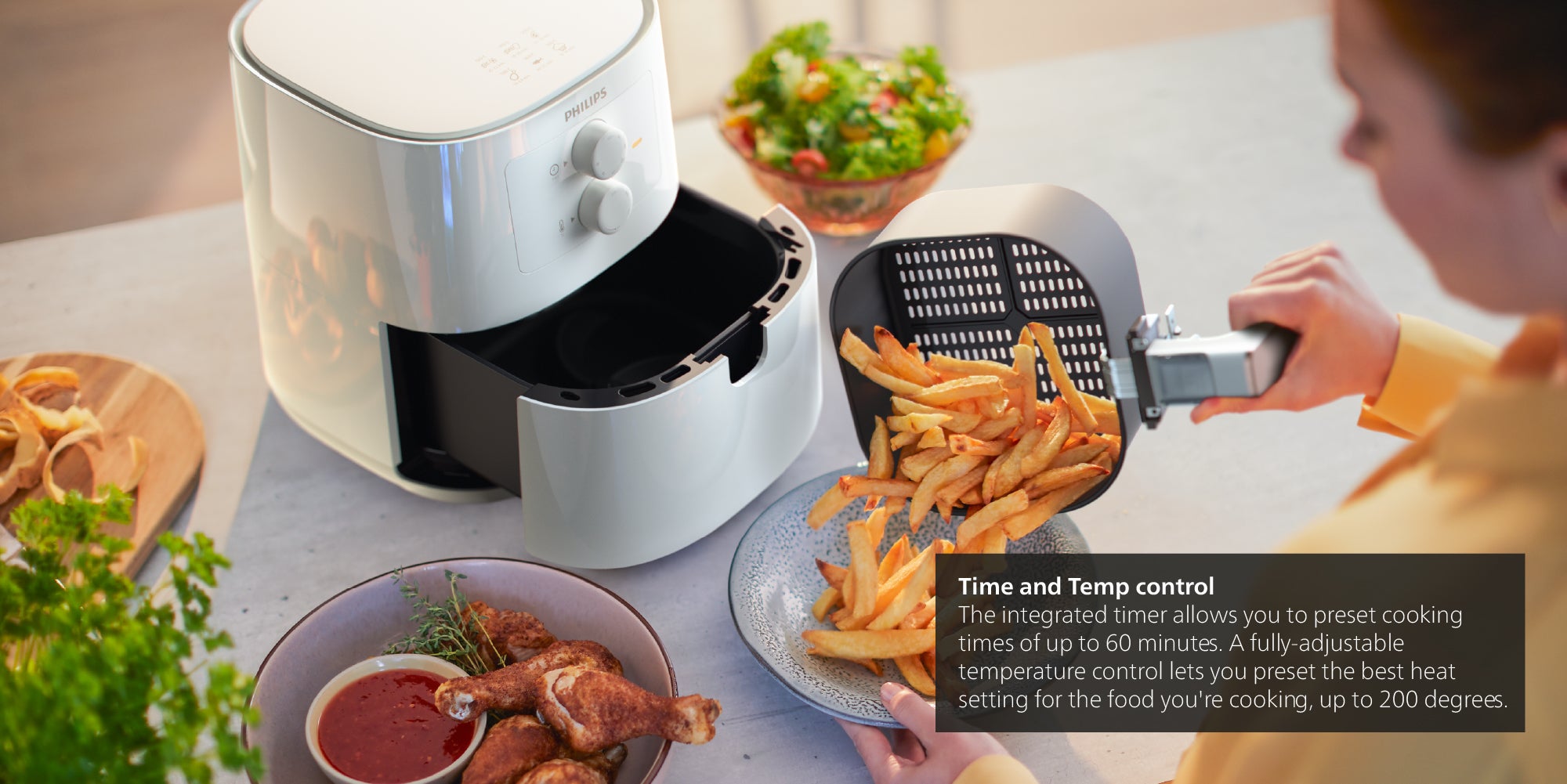 Air fryer Essential with Rapid Air Technology for Fry/Bake/Grill/Roast/Reheat 4.1 L 1400 W HD9200/20 / HD9200/21 / HD9200/11 White