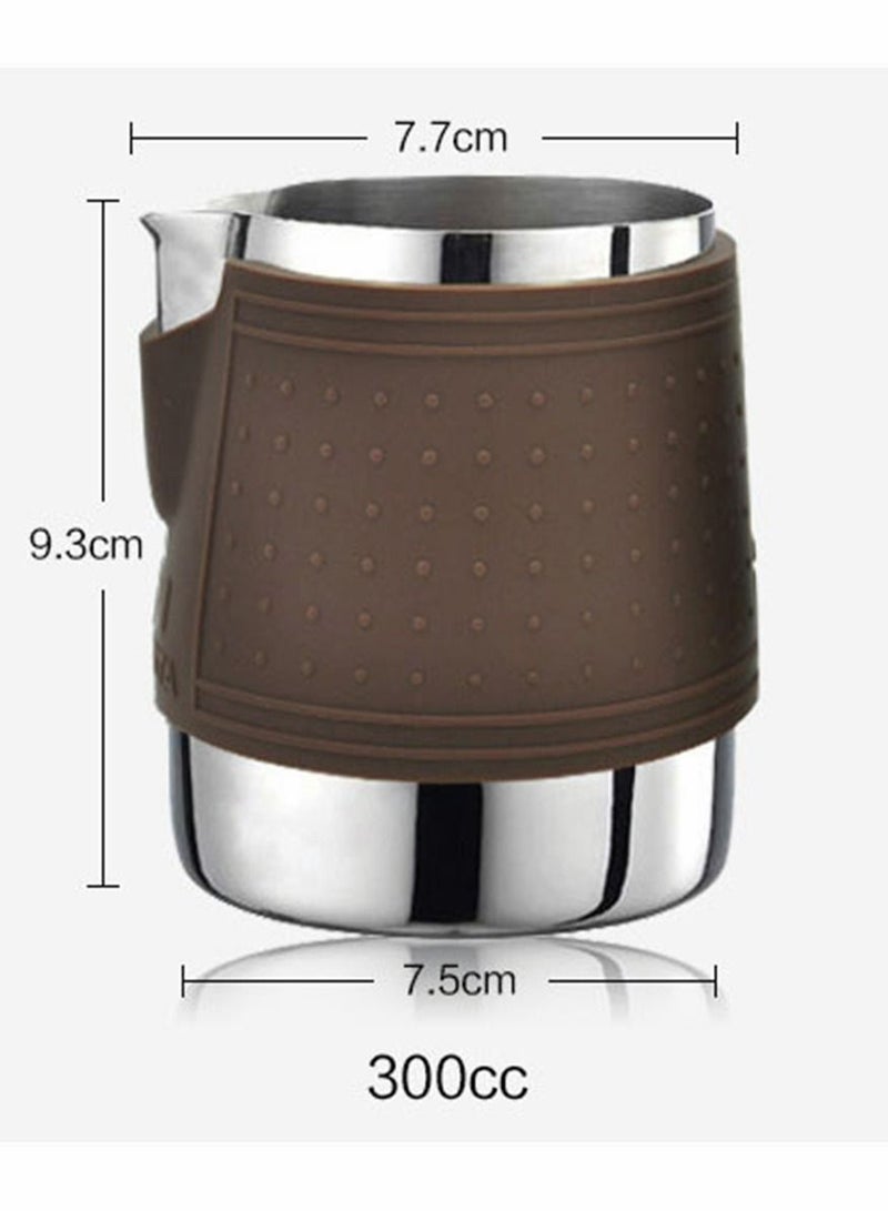 Espresso Milk Frothing Pitcher, Stainless Steel Milk Frothing Pitcher 12OZ/350ML Coffee Milk Frother Cup With Heat Resistant Silicone Grip Pads for Espresso Machine, Milk Frother, Latte Art (Silver)