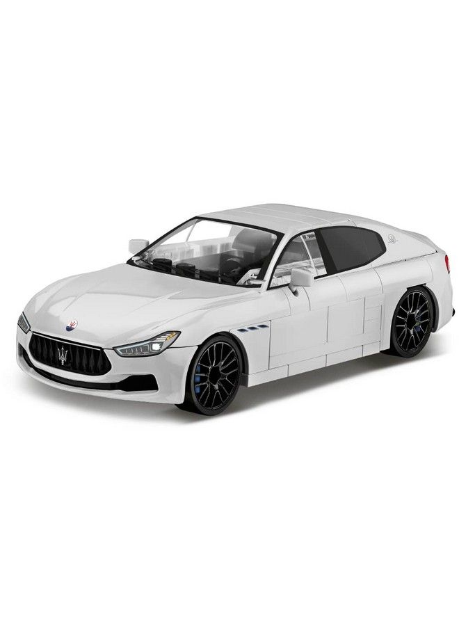 Maserati Collection Maserati Ghibli Hybrid Vehicle White