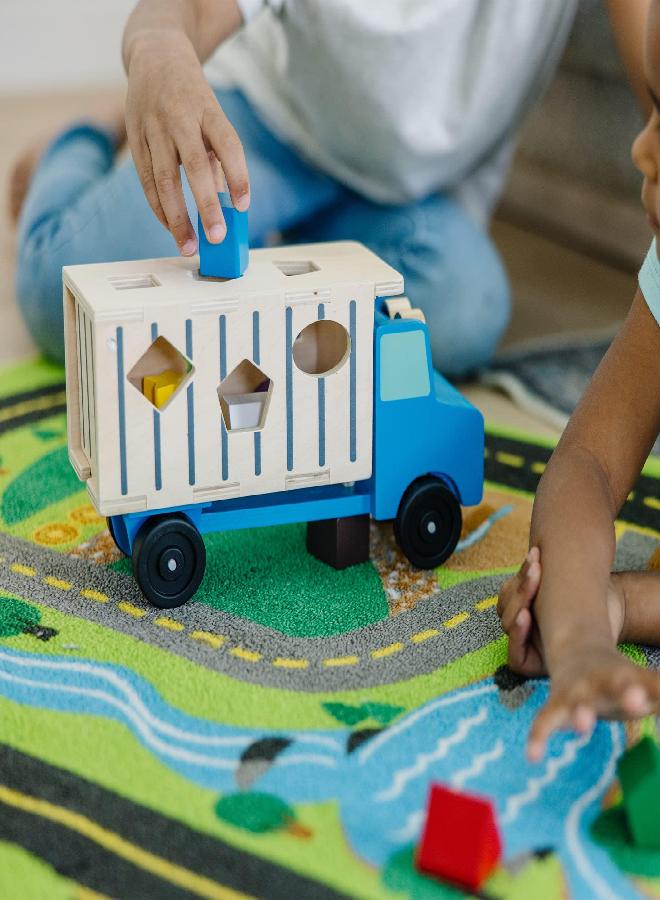 Melissa & Doug Shape-Sorting Wooden Dump Truck Toy With 9 Colorful Shapes and 2 Play Figures - Vehicle /Shape Sorter Toys For Toddlers Ages 2+