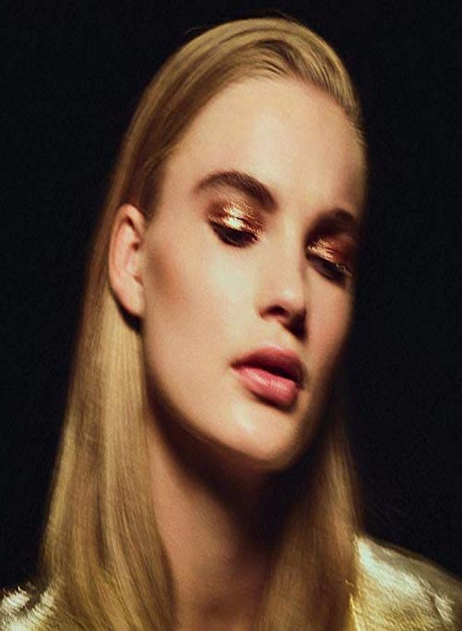 Scattered Light Eyeshadow Ray