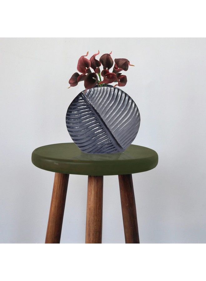 Aluminiumcasted Leaf Shaped Centerpiece Flower Table Vase Two Tone Grey 7.5 Inch