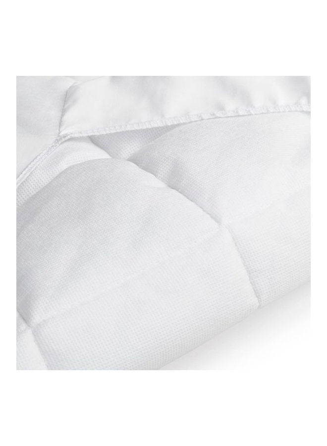 Bed Me Mattress Sheet And Protector, White 120Cm X 60Cm Universal Fitting For Travel Cots And Beds, Soft Fitted Sheets, Machine Washable