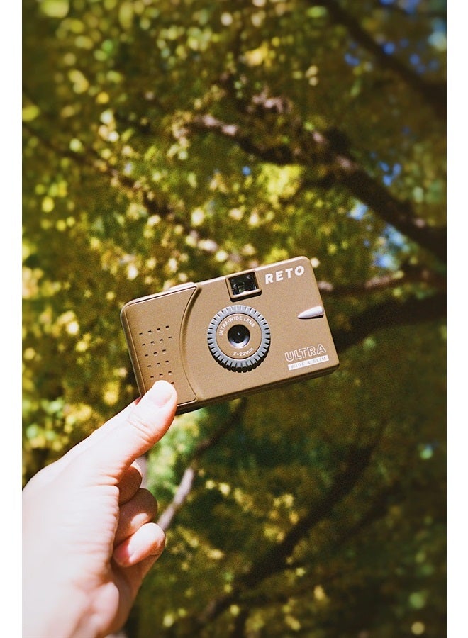 Ultra Wide and Slim 35mm Reusable Daylight Film Camera - 22mm Wide Lens, Focus Free, Light Weight, Easy to Use (Olive)