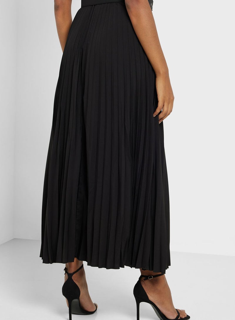 Belted Pleat Detail Skirt