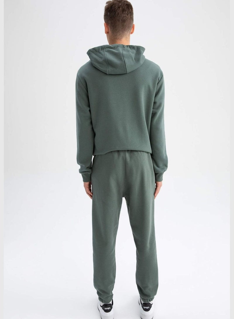 Man Regular Fit Knitted Knitted Trousers