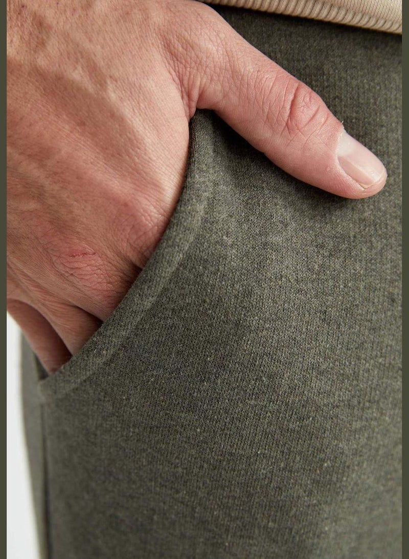 Man Knitted Trousers