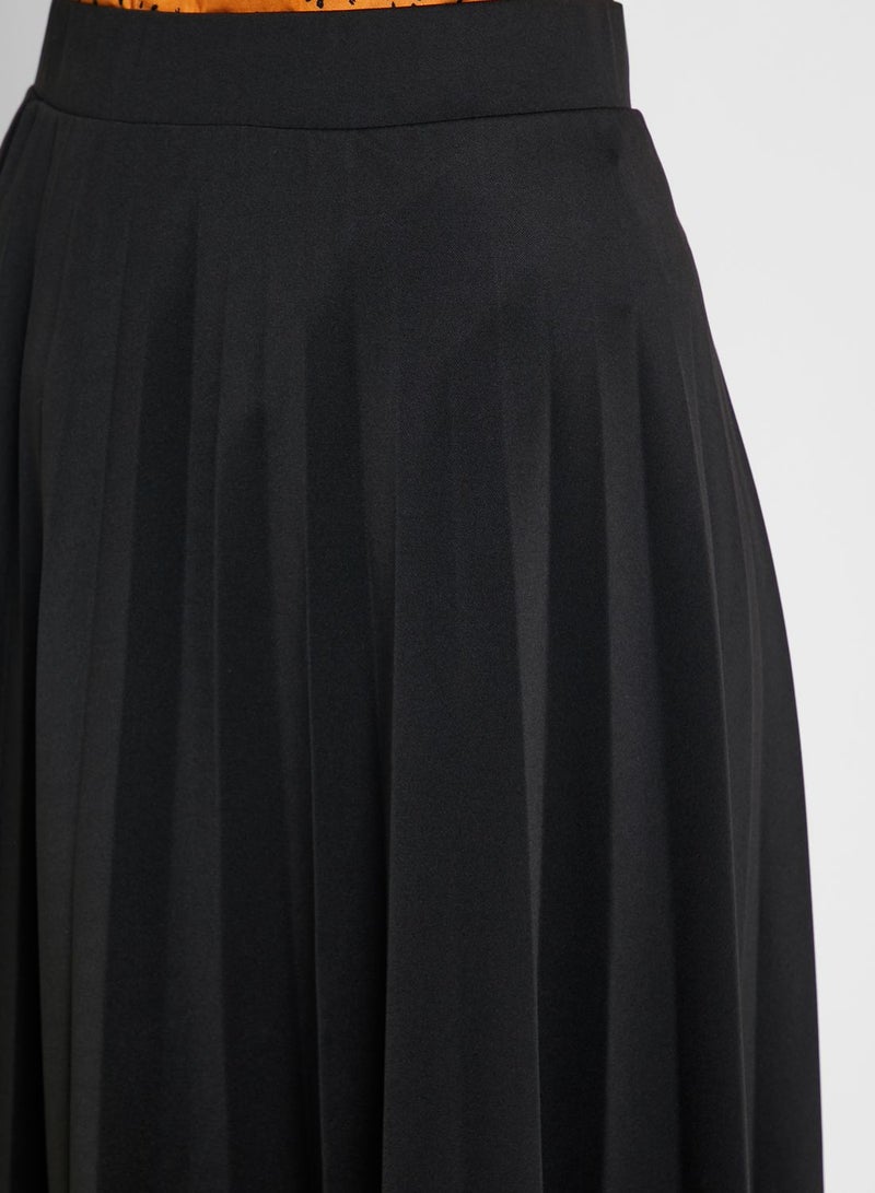 Pleated Midi Skirt