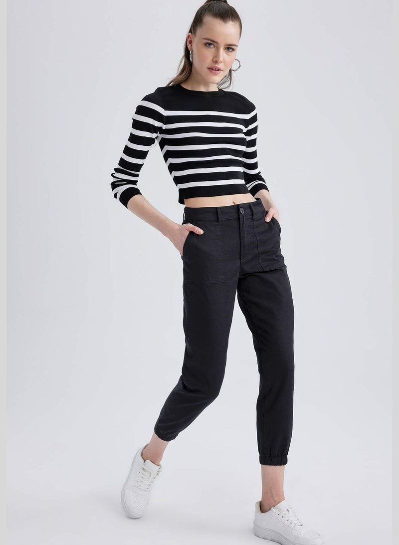 Woman Woven Trousers