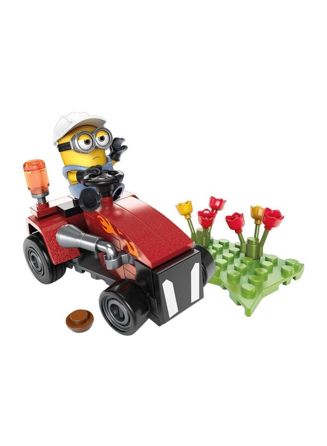 DYG41 61-Piece Despicable Me Manic Mower Building Set DYG41 8+ Years