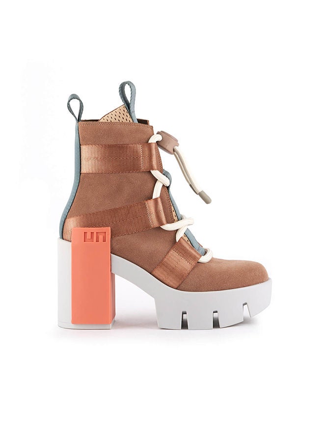 Grip Nomad Mid Bootie
