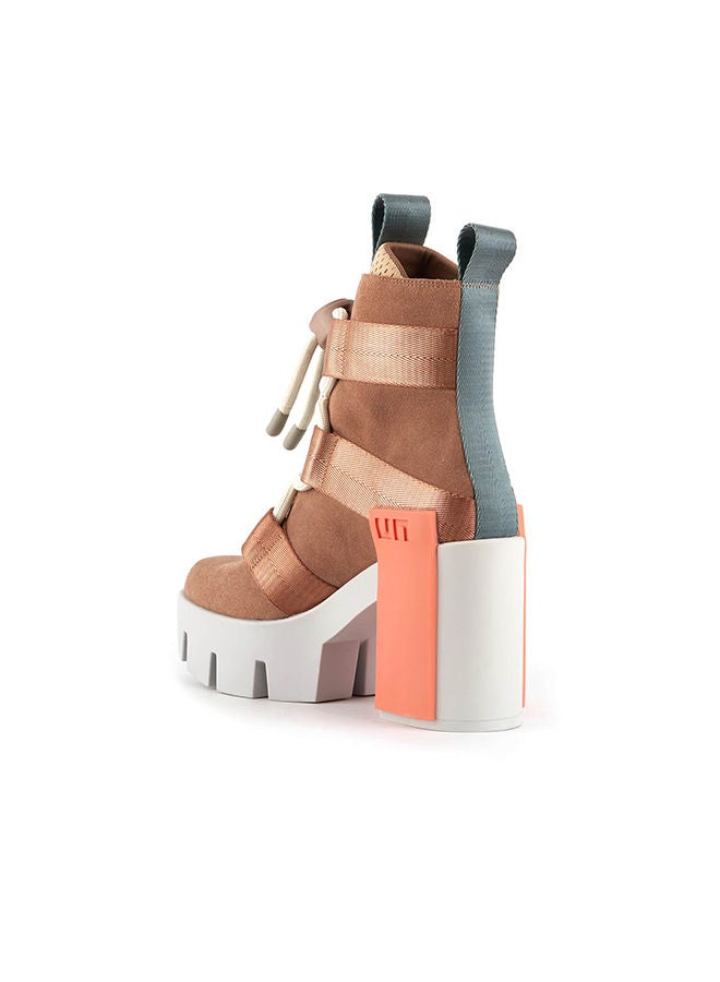 Grip Nomad Mid Bootie