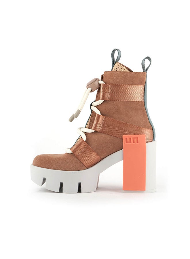 Grip Nomad Mid Bootie